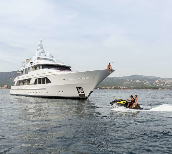 Luxury GO Yacht Charter Details, a Feadship Superyacht | CHARTERWORLD ...